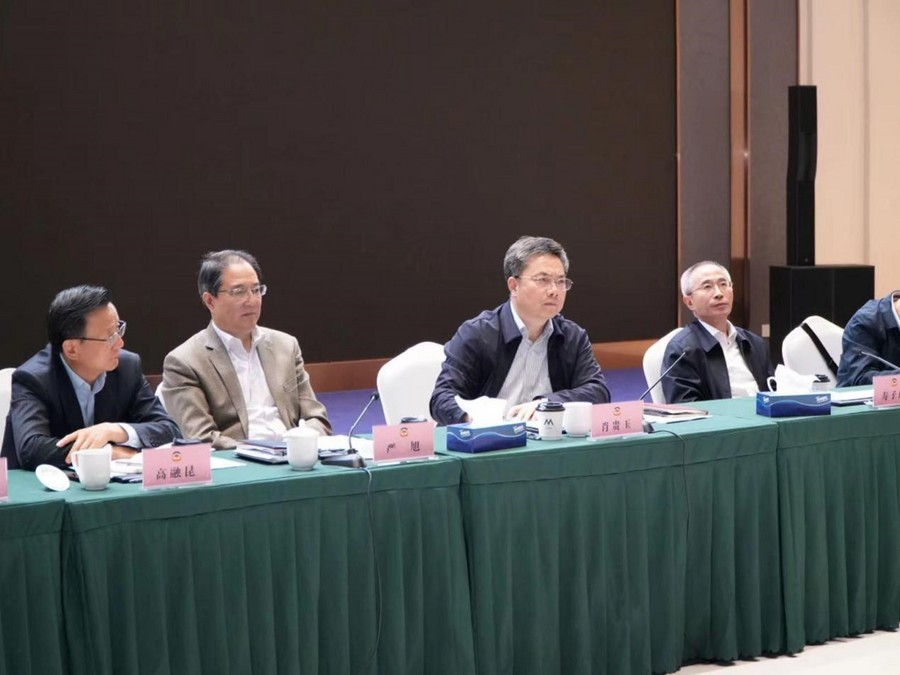 岩山科技旗下RockAI参与上海市政协重点课题调研,共话大模型技术发展与实践革新